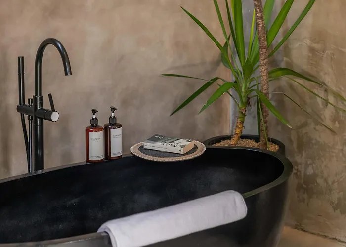 Artistic 4bd With Private Pool & Jungle Vibes Seminyak