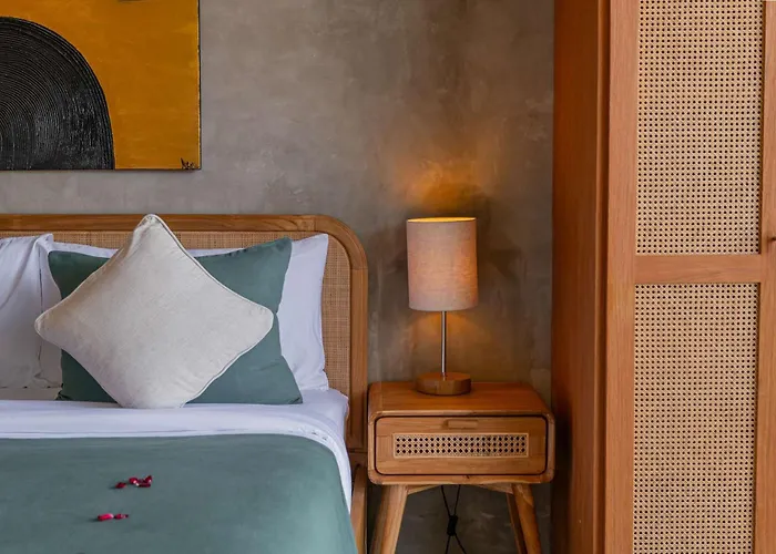 Artistic 4bd With Private Pool & Jungle Vibes Ferienhaus Seminyak