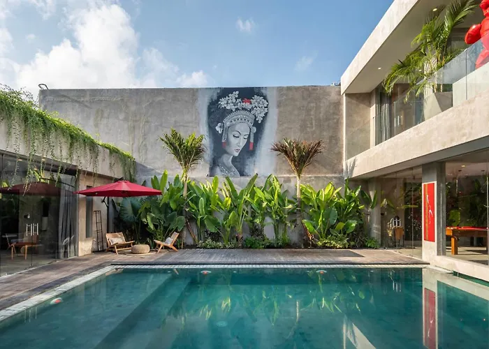 Artistic 4bd With Private Pool & Jungle Vibes *